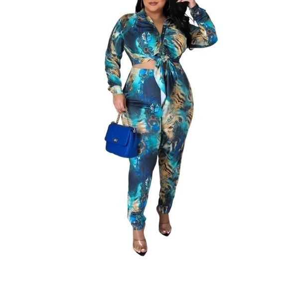 𝅺plus size 2 piece multi color set - Picture 3 of 4